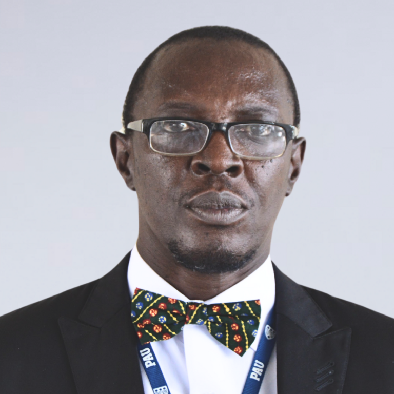 Staff Pictures (18)